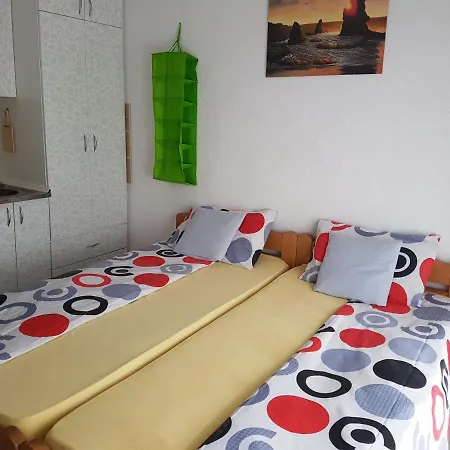 M * Ασπροβάλτα